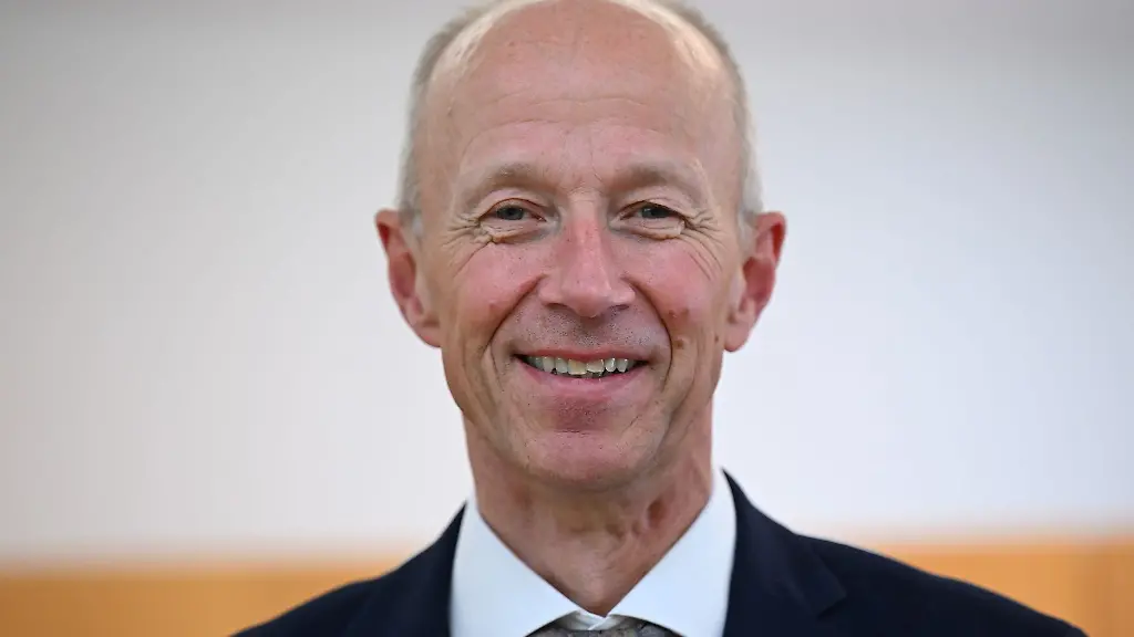 Die-hessische-Landesregierung-unter-Bildungsminister-Schwarz-vertritt-in-der-Diskussion-um-die-Bundesjugendspiele-einen-leistungsorientierten-Ansatz