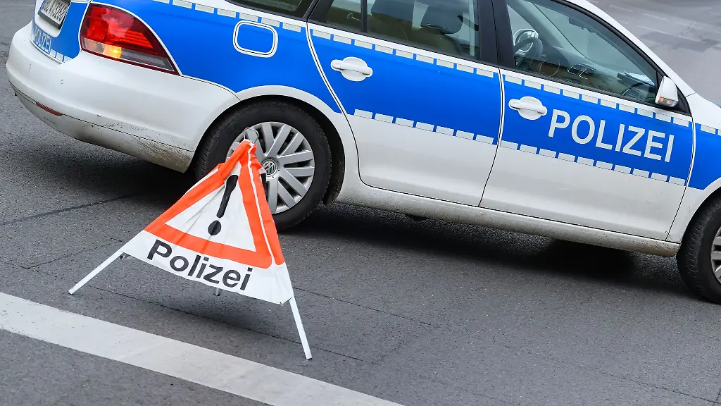 Die-Polizei-ermittelt-wegen-schweren-Diebstahls