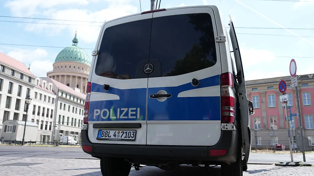 Auch-der-Landtag-wurde-abgereigelt