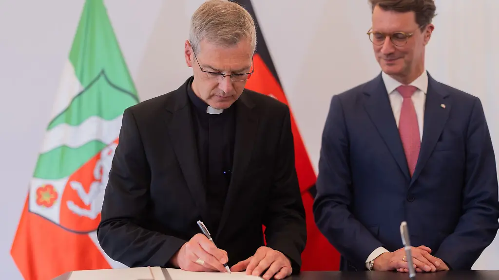 Der-Treueid-ist-laut-Staatskirchenvertrag-vorgesehen