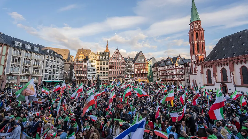 Demonstrationen-gibt-es-in-Frankfurt-Tausende-im-Jahr