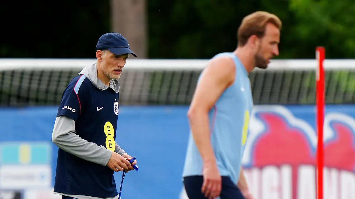 England-Training-Session-Palm-Beach-Gardens-Tuesday-June-9th-England-head-coach-Thomas-Tuchel-left-and-Harry-Kane-during-a-training-session-at-Palm-Beach-Gardens-Florida-Picture-date-Tuesday-June-9-2026-Photo-credit-should-read-Bradley-Collyer-PA-Wire-RESTRICTIONS-Use-subject-to-FA-restrictions-Editorial-use-only-Commercial-use-only-with-prior-written-consent-of-the-FA-No-editing-except-cropping