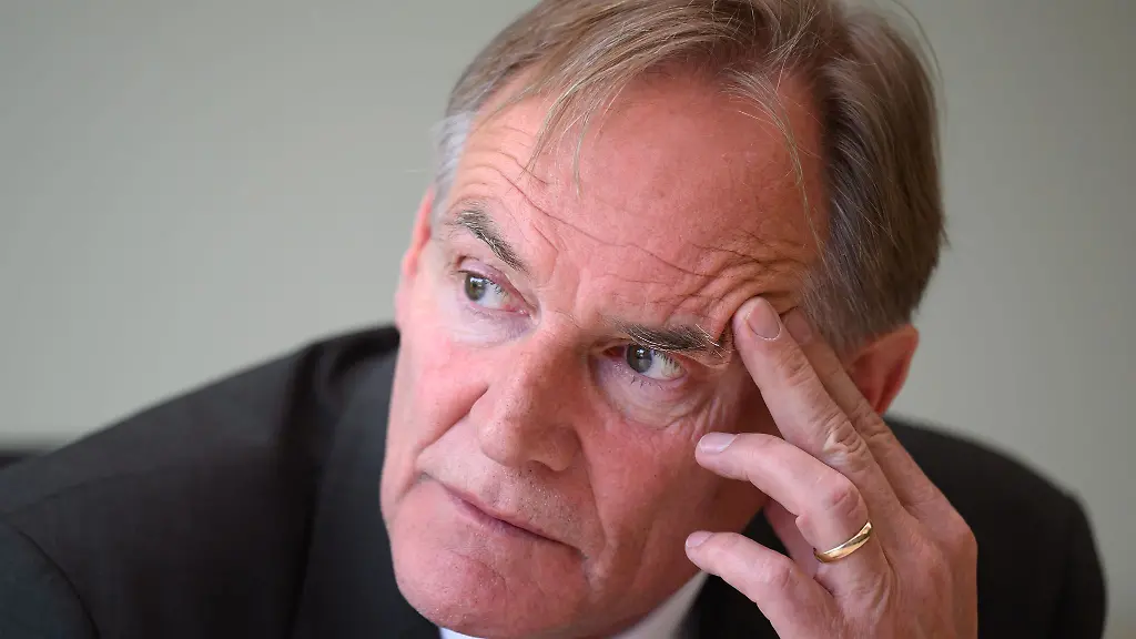Burkhard-Jung-blickt-auf-Amokfahrt-zurueck-Das-hat-mich-kalt-erwischt