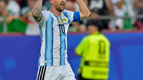 2026-World-Cup-Argentina-Algeria-KANSAS-CITY-MISSOURI-JUNE-16-Lionel-Messi-10-of-Argentina-celebrates-during-the-FIFA-World-Cup-WM-Weltmeisterschaft-Fussball-2026-Group-C-match-between-Argentina-and-Algeria-at-MetLife-Stadium-on-June-16-2026-in-East-Rutherford-New-Jersey