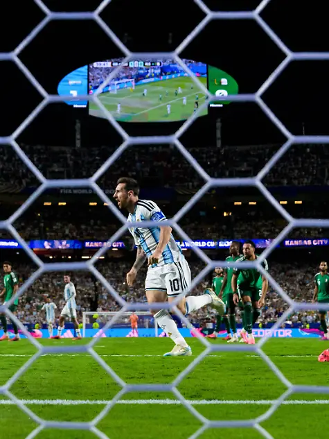 260616-Lionel-Messi-of-Argentina-celebrates-after-scoring-the-2-0-goal-behind-goalkeeper-Luca-Zidane-of-Algeria-during-the-FIFA-World-Cup-WM-Weltmeisterschaft-Fussball-2026-football-match-between-Argentina-and-Algeria-on-June-16-2026-in-Kansas-City