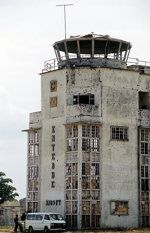 1994-The-bullet-marked-control-tower-at-Entebbe-International-Airport-where-Rwandan-relief-aircraft-are-staged-for-flights-to-Goma-Zaire