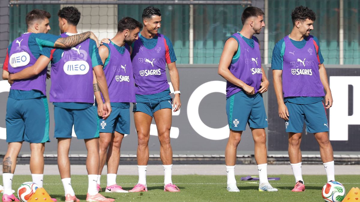 Das Idol im WM-Team: Cristiano Ronaldo spielt mit denen, die ihn anhimmelten