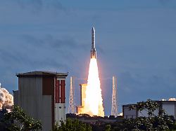 Großes Amazon-Paket an Bord: Ariane 6 startet mit neuen, stärkeren Boostern in den Weltraum