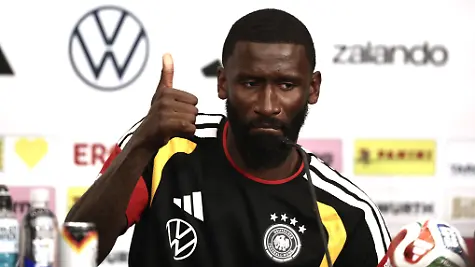 17-06-2026-USA-Winston-Salem-Fussball-WM-2026-Nationalmannschaft-Deutschland-Pressekonferenz-vor-dem-zweiten-WM-Gruppenspiel-gegen-die-Elfenbeinkueste-Antonio-Ruediger-nimmt-an-der-Pressekonferenz-teil