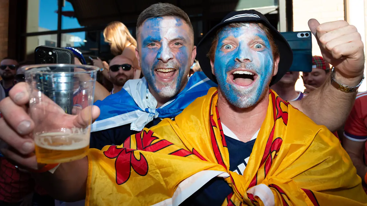 June-13-2026-Foxborough-Massachusetts-USA-Scotland-fans-warm-up-ahead-of-a-FIFA-World-Cup-WM-Weltmeisterschaft-Fussball-2026-Group-C-match-between-Haiti-and-Scotland-at-Boston-Stadium