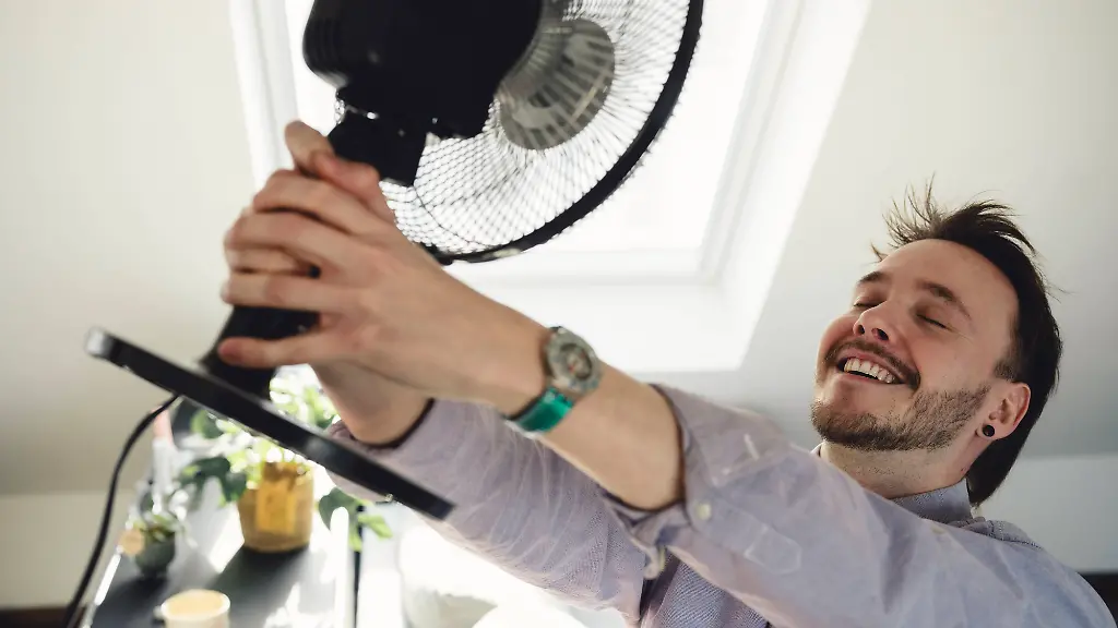 Die-Hitzewelle-rollt-an-Deutschland-geraet-ins-Schwitzen-In-den-naechsten-Tagen-klettern-die-Temperaturen-auf-bis-zu-38-Grad