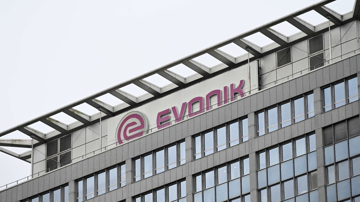 报告:BASF Arbitet 和 Ubernahme 看到竞争对手 Evonik 报告:BASF Arbitet 和 Ubernahme 看到竞争对手 Evonik