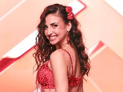 Eingriff mit Folgen: „Let’s Dance“-Ekat darf drei Wochen nur Babykost essen