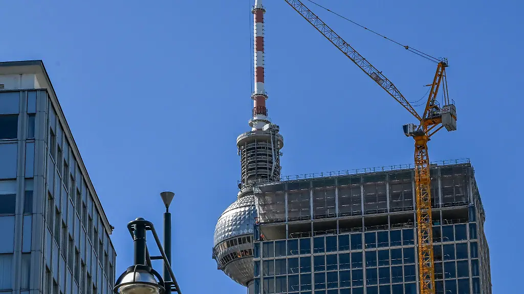 Nicht-zuletzt-fuer-die-Vergabe-von-oeffentlichen-Bauauftraegen-gelten-in-Berlin-neue-Regeln