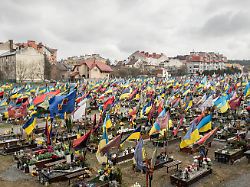 Selenskyj wird Orden entzogen: Darum geht es beim gefährlichen Zoff zwischen der Ukraine und Polen