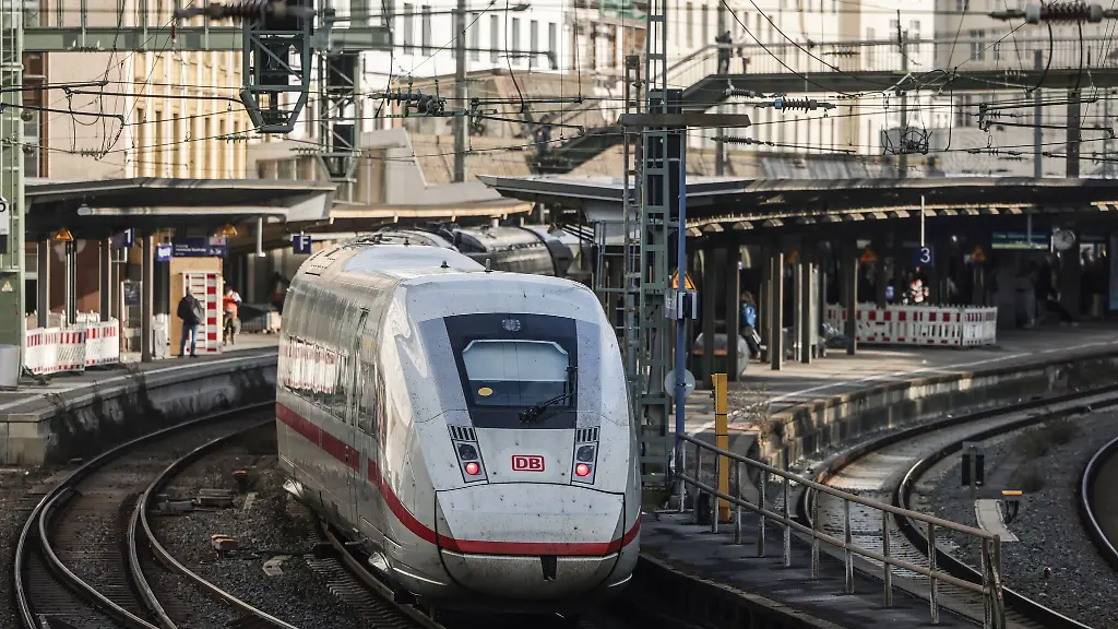 Bahn-saniert-Bahnhoefe