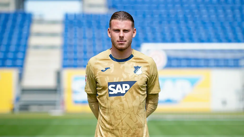 Bleibt-Torhueter-in-Hoffenheim-Luca-Philipp
