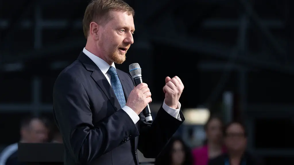 Michael-Kretschmer-CDU-plaediert-fuer-mehr-Mitbestimmung-der-Buerger