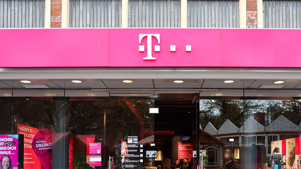 Sorglos-surfen-und-telefonieren-im-Top-Netz-Die-Telekom-Flat-von-Freenet-im-Check