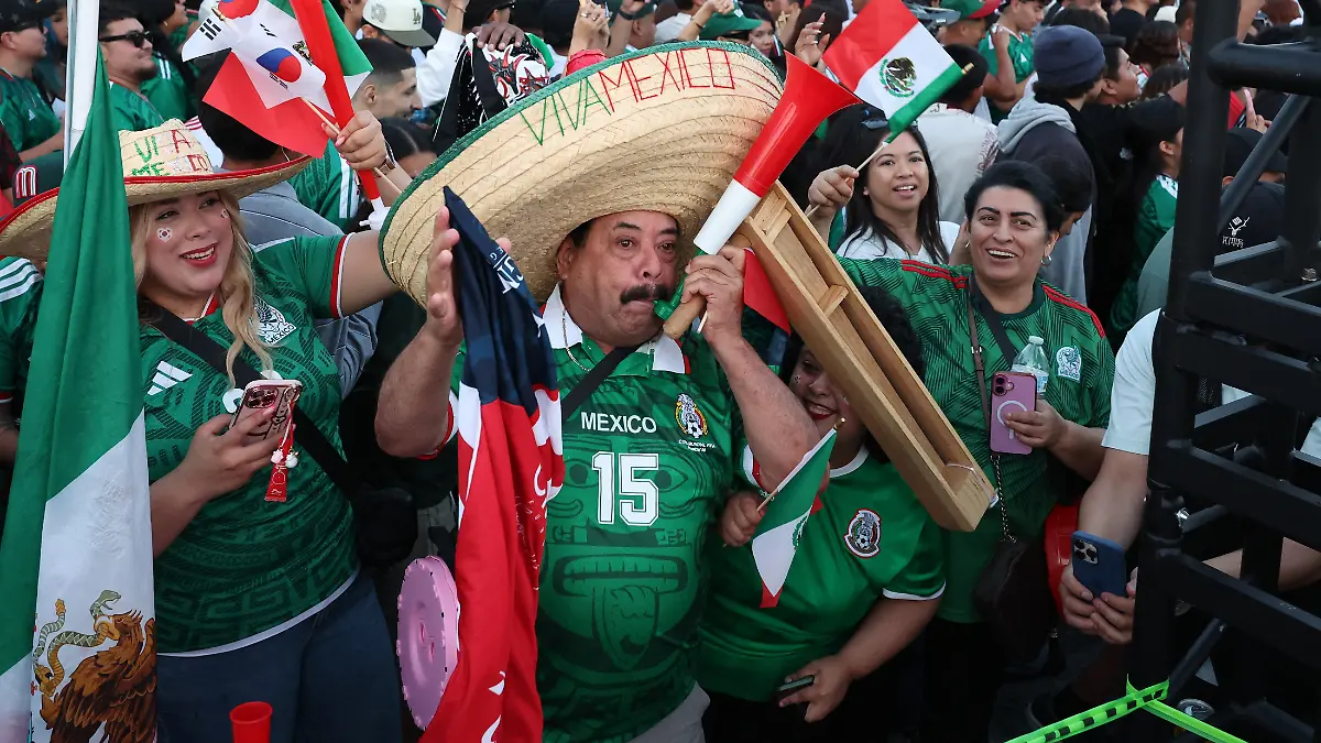 Soccer-Football-FIFA-World-Cup-2026-Group-A-Mexico-v-South-Korea-Fans-gather-in-Los-Angeles-Seoul-International-Park-Los-Angeles-California-U-S