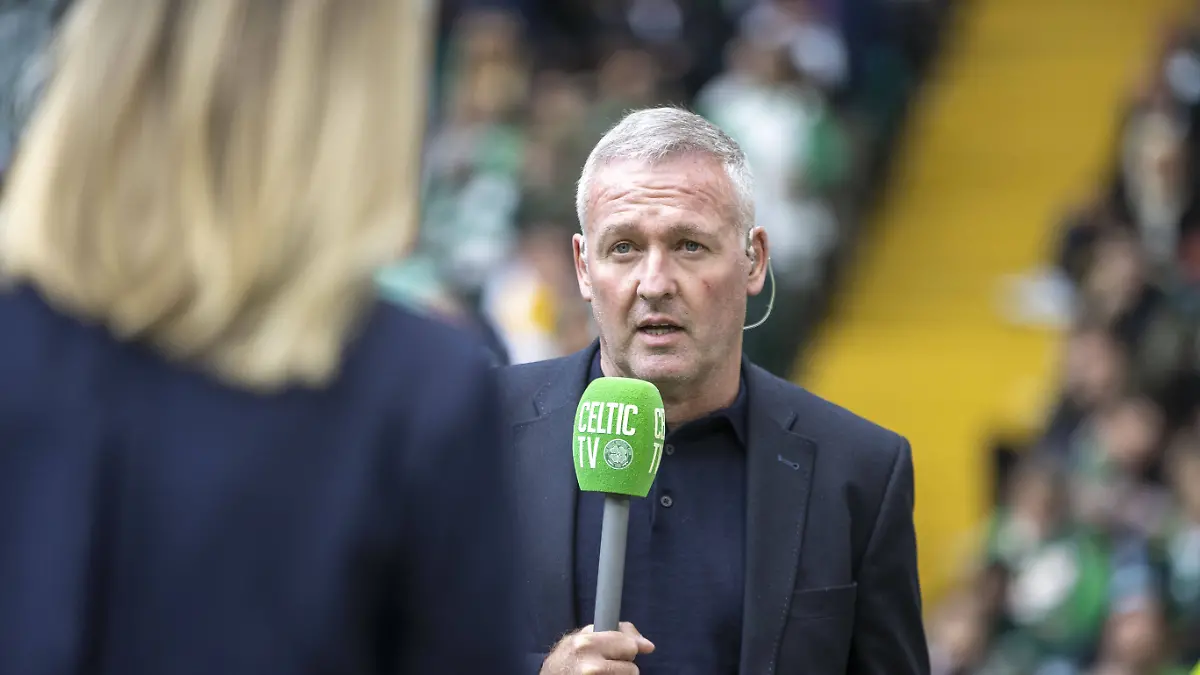 Celtic-v-Ross-County-cinch-Premiership-Celtic-Park-Paul-Lambert-during-the-cinch-Premiership-match-at-Celtic-Park-Glasgow-Picture-date-Saturday-September-11-2021-EDITORIAL-USE-ONLY-No-use-with-unauthorised-audio-video-data-fixture-lists-club-league-logos-or-live-services-Online-in-match-use-limited-to-120-images-no-video-emulation-No-use-in-betting-games-or-single-club-league-player-publications