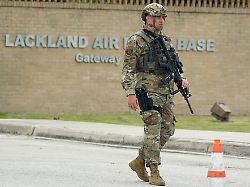 Bild: Mehr als 150 kranke Soldaten: Grippe bricht auf US-Militärbasis nach Impfpflicht-Ende aus 