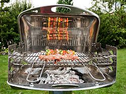 Erst Wenn Die Holzkohle Von Einer Weissen Ascheschicht Bedeckt Ist Sollte Das Grillgut Auf Den Rost