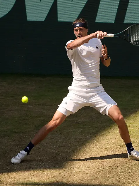 photo-Alexander-ZVEREV-GER-Tennis-Turnier-Terra-Wortmann-Cup-im-Gerry-Weber-Sportpark-in-Halle-Westfalen-Viertelfinales-am-Fr-19-06