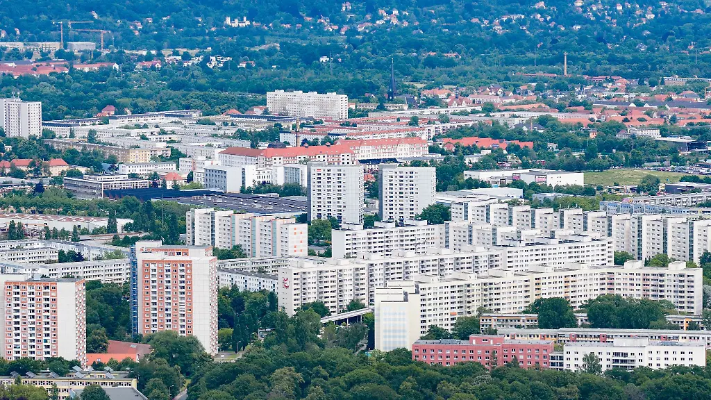 Das-Plattenbau-Viertel-Dresden-Prohlis-war-schon-einmal-Buehne-fuer-ein-spektakulaeres-Konzert-Jetzt-kommt-eine-Oper-mit-kosmischer-Dimension-dazu