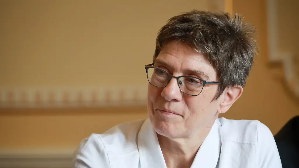 598983419