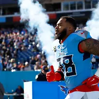 NASHVILLE-TN-DECEMBER-21-Tennessee-Titans-defensive-tackle-Jeffery-Simmons-98-runs-onto-the-field-during-player-introductions-prior-to-a-game-between-the-Tennessee-Titans-and-Kansas-City-Chiefs-December-21-2025-at-Nissan-Stadium-in-Nashville-Tennessee