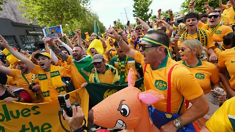 Australia-fans-cheer-outside-the-stadium-before-the-World-Cup-Group-D-soccer-match-between-the-United-States-and-Australia-in-Seattle-Friday-June-19-2026