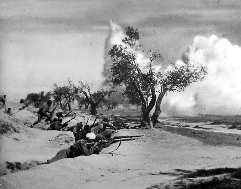 Moroccan-soldiers-recruited-by-the-fascists-are-seen-in-action-during-the-offensive-on-the-Ebro-River-front-Nov-1938-in-northern-Spain