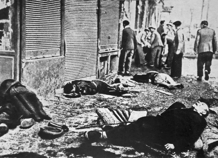 Civilians-lie-dead-after-a-nationalist-air-raid-on-Barcelona-in-1938-during-the-Spanish-Civil-War-World-History-Archive