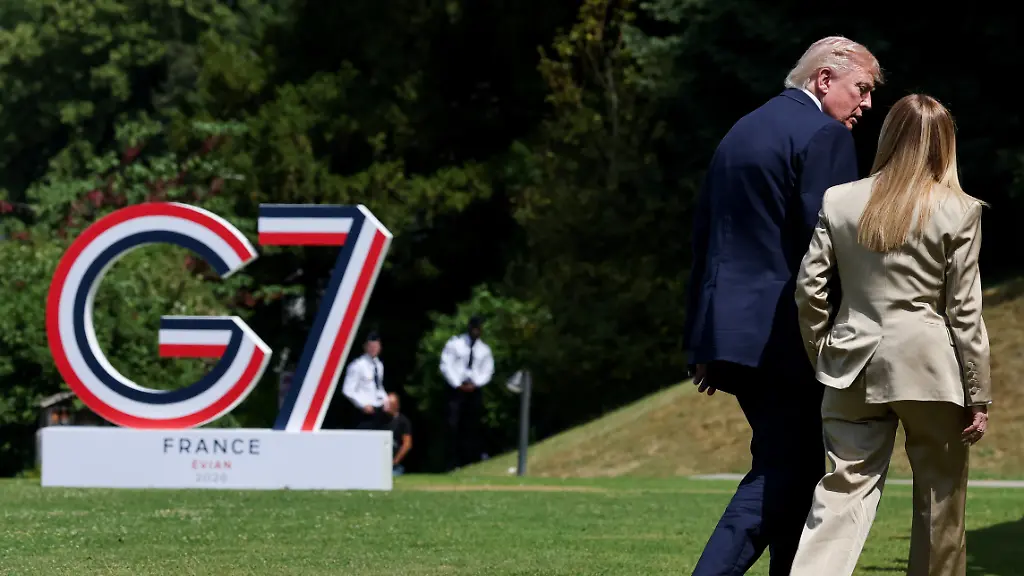U-S-President-Donald-Trump-walks-with-Italian-Prime-Minister-Giorgia-Meloni-during-the-G7-summit-in-Evian-les-Bains-France-June-16-2026