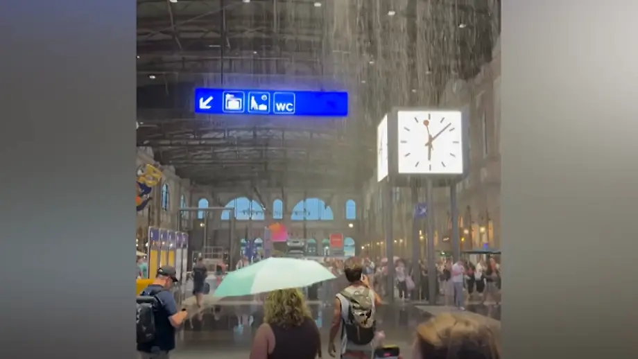 Video poster