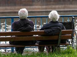 Streitpunkt Rente mit 63: Bas schließt Aufschnüren des Rentenpakets nicht mehr aus