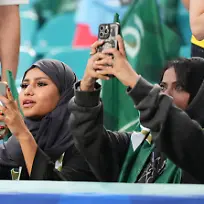 Saudi-Arabia-v-Uruguay-FIFA-World-Cup-WM-Weltmeisterschaft-Fussball-2026-Group-H-FLORIDA-USA-JUNE-15-Fans-gather-prior-to-2026-FIFA-World-Cup-First-Stage-Group-H-match-between-Saudi-Arabia-and-Uruguay-at-Hard-Rock-Stadium-Miami-Stadium-in-Miami-Gardens-Florida-United-States-on-June-15-2026-Evrim-Aydin-Anadolu-Florida-United-States-Editorial-use-only-Please-get-in-touch-for-any-other-usage