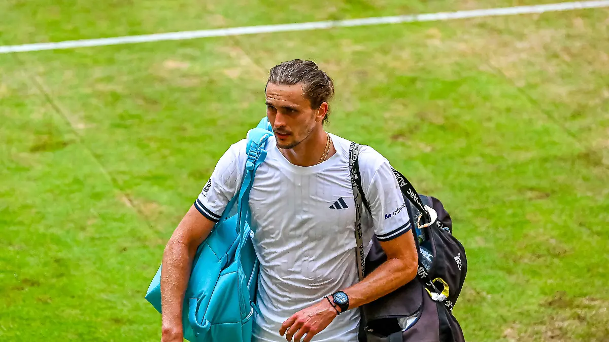 Alexander-Zverev-GER-verlaesst-das-Stadion-TERRA-WORTMANN-Open-2026-Tennis-ATP-Tennis-Herren-Tennis-Herren-500-Turnier-Hauptfeld-Halbfinale-20-06-2026-TERRA-WORTMANN-Open-2026-Tennis-ATP-Tennis-Herren-500-Turnier-Hauptfeld-Halbfinale-20-06