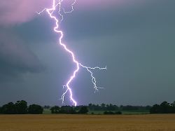 Unwetter in Polen und Tschechien: Blitz trifft Frau - sie erleidet Herzstillstand