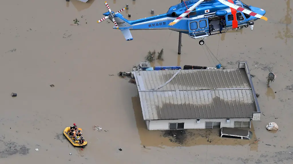 66c93fef36e17a43a3d749b94765efb8