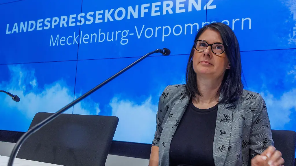Ann-Christin-von-Allwoerden-CDU-sieht-die-Versprechen-der-Regierung-nicht-eingeloest