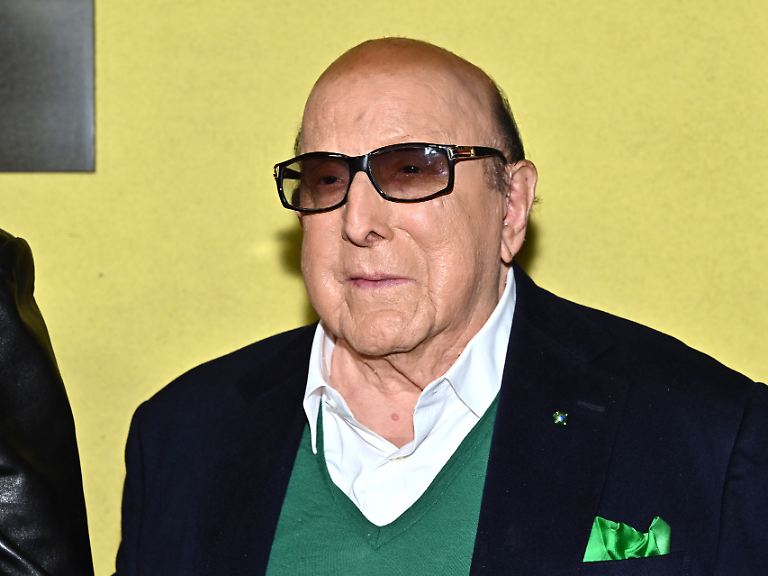 Zemřel producent Clive Davis, spojovaný s Houstonovou a Springsteenem