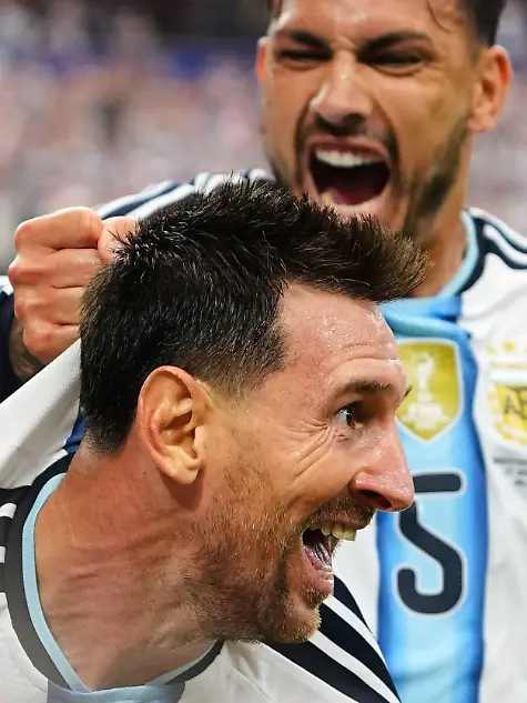 Argentina-s-Lionel-Messi-front-celebrates-with-Leandro-Paredes-after-scoring-his-side-s-second-goal-during-the-World-Cup-Group-J-soccer-match-between-Argentina-and-Austria-in-Arlington-Texas-near-Dallas-Monday-June-22-2026