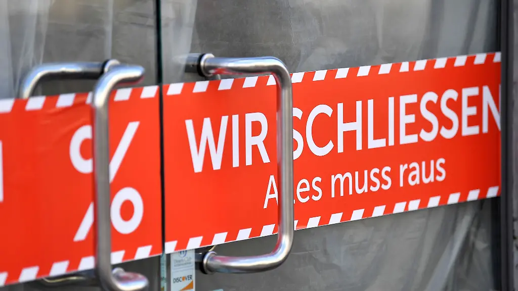 Die-Dauerkrise-der-Wirtschaft-fuehrt-laut-einer-Studie-der-Auskunftei-Creditreform-zu-mehr-Firmenpleiten-Sachsen-steht-dabei-allerdings-besser-da-als-der-Bundesdurchschnitt
