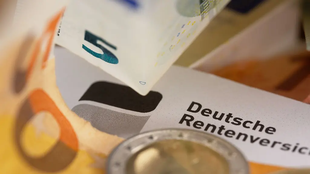 Die-Linken-befuerchten-eine-wachsende-Altersarmut-durch-die-Rentenplaene-der-Bundesregierung