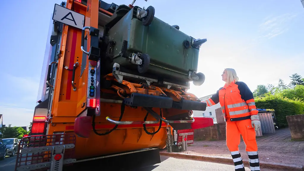Wegen-erwartet-hoher-Temperaturen-startet-die-Muellabfuhr-in-Osnabrueck-frueher