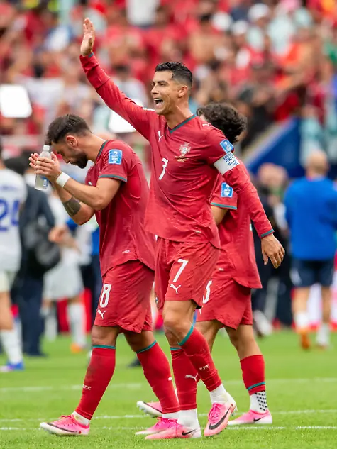 June-23-2026-Portugal-forward-Cristiano-Ronaldo-7-smiles-and-waves-to-the-fans-after-a-FIFA-World-Cup-WM-Weltmeisterschaft-Fussball-Group-K-match-between-Portugal-and-Uzbekistan-in-Houston-TX