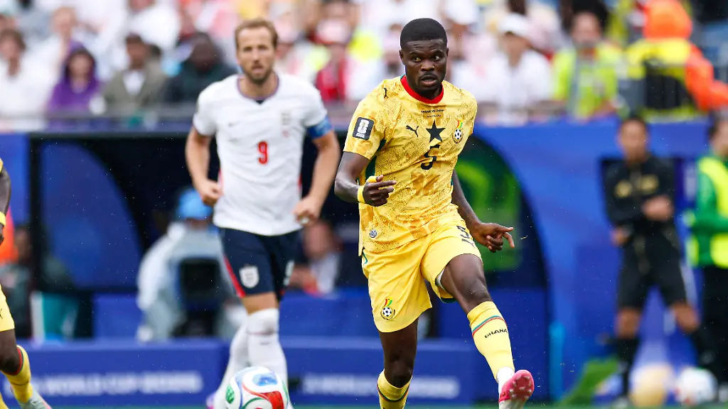 June-23-2026-Foxborough-Massachusetts-USA-Ghana-midfielder-Thomas-Partey-5-passes-the-ball-in-a-FIFA-World-Cup-WM-Weltmeisterschaft-Fussball-2026-Group-L-match-between-England-and-Ghana-at-Boston-Stadium