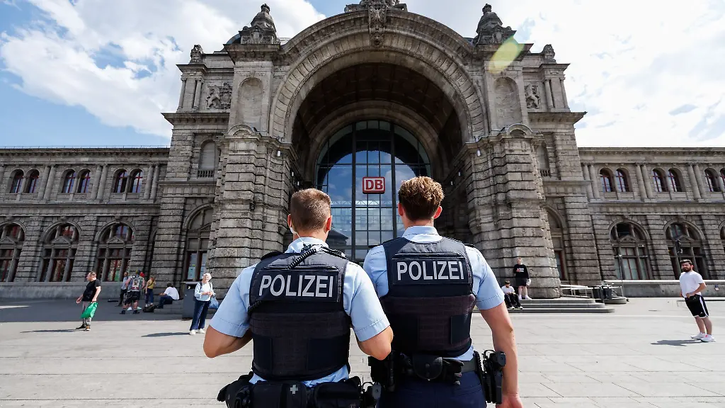 Die-beiden-Verdaechtigen-befinden-sich-laut-Polizei-in-Untersuchungshaft